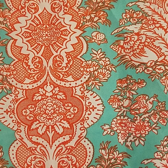 Flowy top - Picture 2 of 4